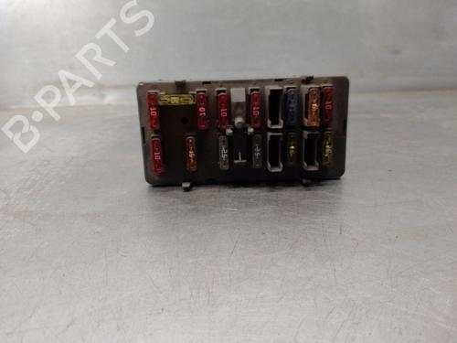 Used Fuse box CITROËN JUMPY I (U6U_) 2.0 HDi 110 (109 hp) 12593848