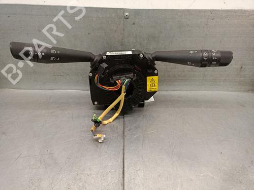 Forlygtekontakt FIAT GRANDE PUNTO (199_) 1.4 (199AXB11, 199AXB1A, 199BXB1A, 199AXL1A) (77 hp) 32702874