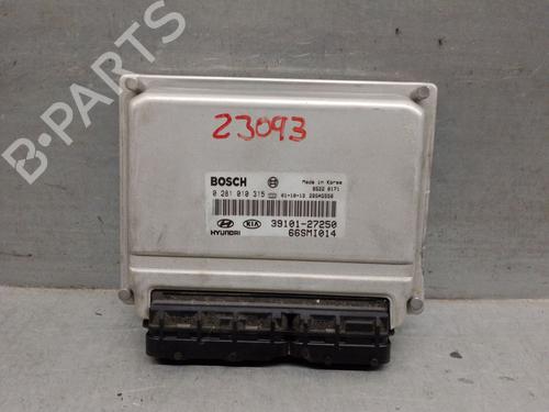 Used Engine control unit (ECU) HYUNDAI SANTA FÉ I (SM) 2.0 CRDi (113 hp) 27605900