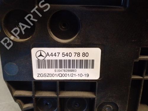 Fuse box MERCEDES-BENZ VITO Van (W447) 114 CDI 4x4 (447.601, 447.603, 447.605) | BP28727721E1 