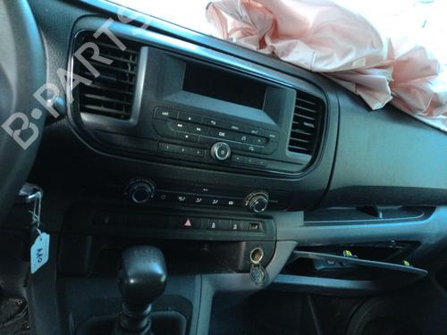 Right slide door PEUGEOT EXPERT Van (V_) 2.0 BlueHDi 150 | BP30182190C75