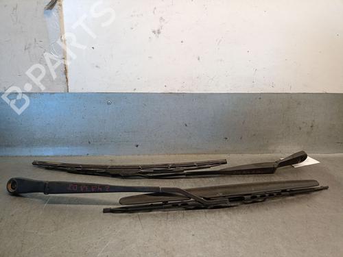 Vindspejlsviskerarm Vindspejlsviskerarm JEEP GRAND CHEROKEE II (WJ, WG) 3.1 TD 4x4 (140 hp) 33182448 33182448