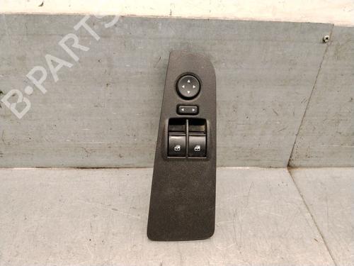 Used Left front window switch Left front window switch FIAT GRANDE PUNTO (199_) 1.9 D Multijet (130 hp) 36074809 36074809