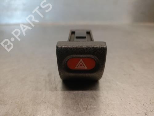 Used Warning switch Warning switch OPEL ASTRA F Hatchback (T92) 1.6 i (F08, M08, F68, M68) (75 hp) 34252004 34252004