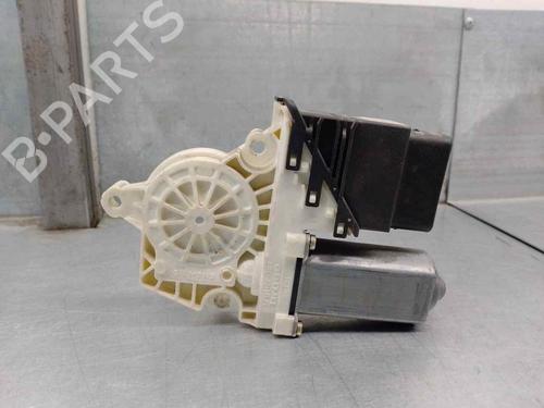 Rudehejsemotor bagstkærm venstre SEAT LEON (1M1) 1.9 TDI (110 hp) 15486541