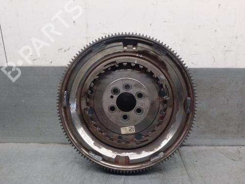 Used Flywheel AUDI A3 Sportback (8VA, 8VF) 1.6 TDI (110 hp) 28608787
