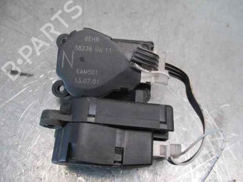 Used Heater blower motor MERCEDES-BENZ S-CLASS (W220, V220) S 320 CDI (220.026, 220.126) (197 hp) 2825018