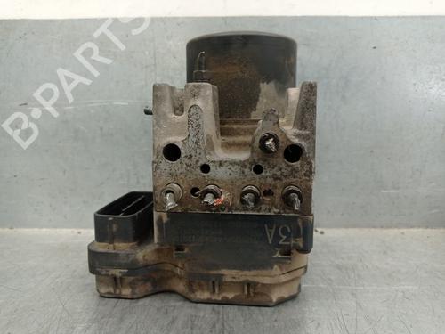 Used ABS pump TOYOTA RAV 4 II (_A2_) 2.0 4WD (ACA21, ACA20) (150 hp) 25939312