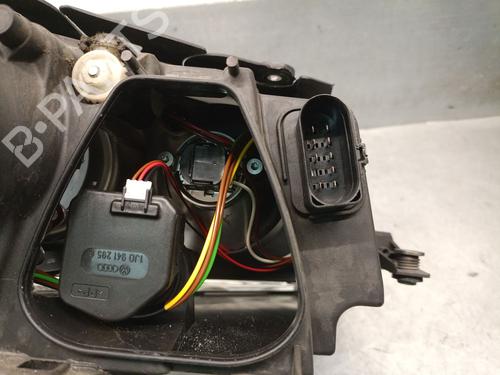 Left headlight VW PASSAT B5.5 (3B3) 1.9 TDI | BP31973949C28 