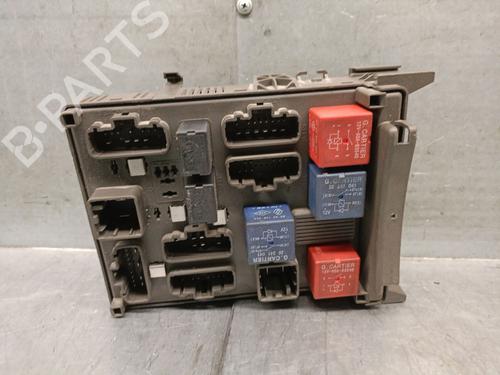 fuse-box-renault-laguna-ii-bg01_-2001-2002-2003-2004-2005-2006-2007-36112207 main image