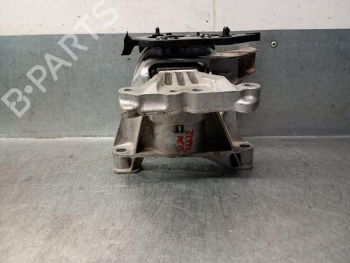 Used Engine mount OPEL VIVARO C Van (K0) 1.5 (120 hp) 27808381