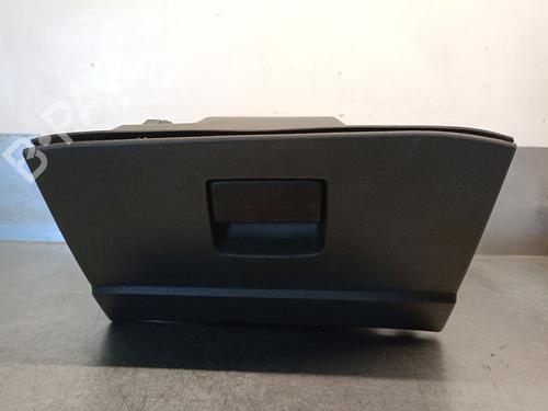 Used Glove box Glove box 37442422 37442422