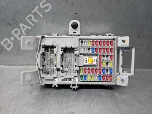 Used Fuse box HYUNDAI i20 II (GB, IB) 1.0 T-GDI (101 hp) 28481136