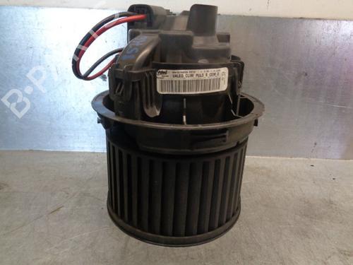 Used Heater blower motor PEUGEOT 508 I (8D_) 2.2 HDi (204 hp) 10090579
