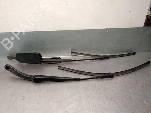 Used Front windshield wiper arm Front windshield wiper arm MERCEDES-BENZ A-CLASS (W176) A 200 CDI / d (176.008) (136 hp) 40498501 40498501
