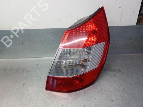 Used Right taillight RENAULT SCÉNIC II (JM0/1_) 1.5 dCi (JM02, JM13) (101 hp) 26145988