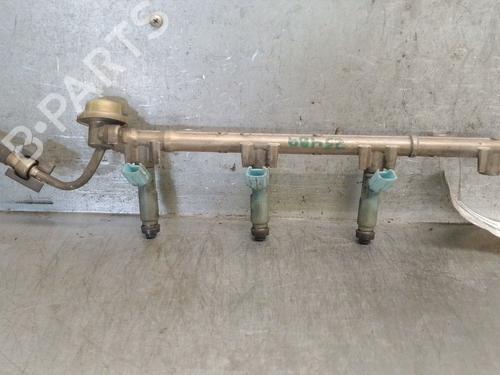 Used Injection rail Injection rail TOYOTA PREVIA II (_R3_) 2.4 (ACR30) (156 hp) 36023468 36023468