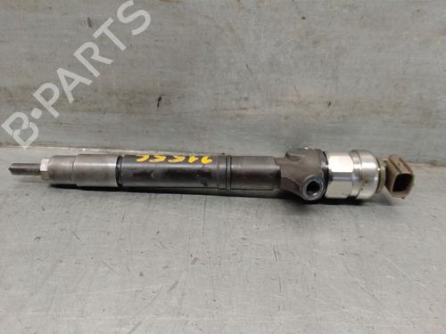 Used Injector TOYOTA AVENSIS Saloon (_T25_) 2.2 D-4D (ADT251_, ADT251R) (150 hp) 21590227