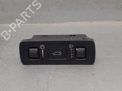 Commande de phare VOLVO XC90 II (256) D5 AWD (235 hp) 32314202