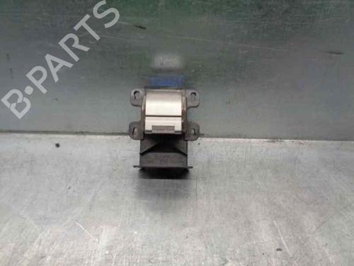 Used Right front window switch HONDA FR-V (BE) 1.8 (BE1) (140 hp) 8101776