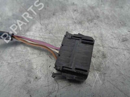 Left mirror VW PASSAT B5.5 (3B3) 1.8 T 20V | BP8125528C26 