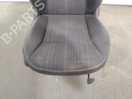 Right front seat MERCEDES-BENZ B-CLASS Sports Tourer (W246, W242) B 180 CDI (246.200) | BP27925283C16 