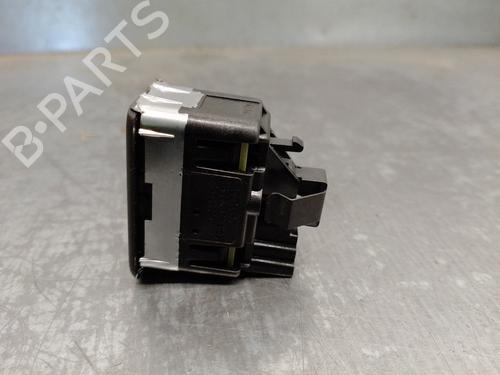 Right front window switch MERCEDES-BENZ GLA-CLASS (X156) GLA 200 CDI / d (156.908) | BP18119307I26 