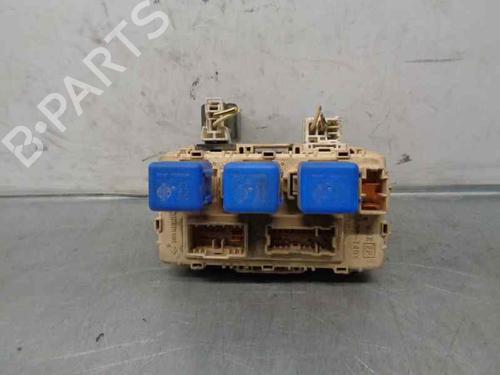 Fuse box NISSAN X-TRAIL I (T30) 2.2 dCi | BP6874435E1 