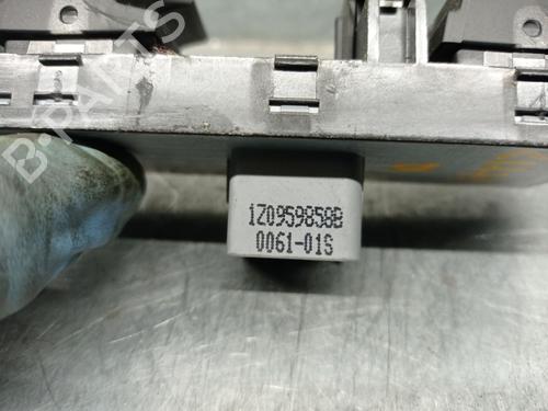 Left front window switch SKODA SUPERB II (3T4) 2.0 TDI 16V 4x4 | BP22985229I27 