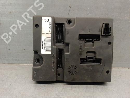 Used Fuse box CHEVROLET EPICA (KL1_) 2.0 (144 hp) 30383605