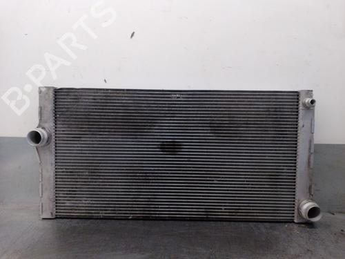 water-radiator-bmw-5-gran-turismo-f07-2009-2010-2011-2012-2013-2014-2015-2016-2017-33431807 main image
