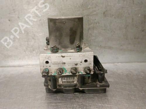 Used ABS pump KIA CARNIVAL / GRAND CARNIVAL III (VQ) [2005-2015]  32001708