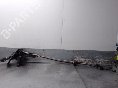 Palanca de cambios OPEL ZAFIRA / ZAFIRA FAMILY B (A05) 1.9 CDTI (M75) (120 hp) 31156227