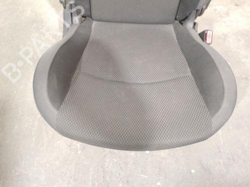 Right front seat PEUGEOT 206 Hatchback (2A/C) 1.4 HDi eco 70 | BP26568315C16 