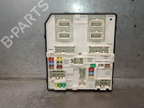 fuse-box-renault-megane-iii-hatchback-bz01_-b3_-2008-37801411 main image
