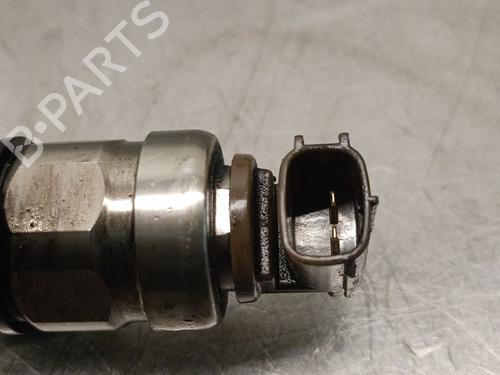 Injector TOYOTA AVENSIS Estate (_T25_) 2.0 D-4D (ADT250_, ADT250R) | BP31586172M100
