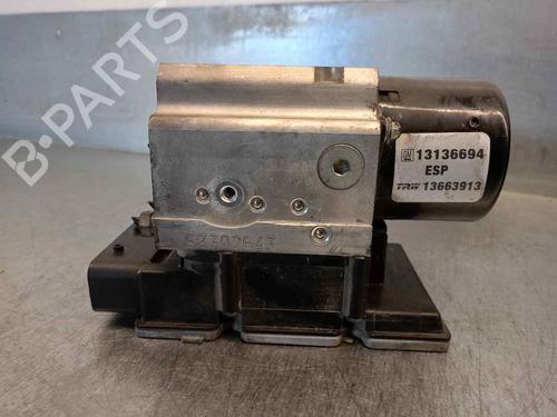 Used ABS pump ABS pump OPEL SIGNUM Hatchback (Z03) 3.0 V6 CDTI (F48) (177 hp) 34367025 34367025