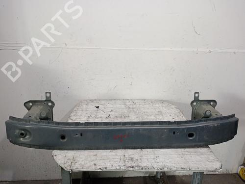 Refuerzo paragolpes delantero Refuerzo paragolpes delantero VOLVO C30 (533) 1.6 D (109 hp) 37418050 37418050