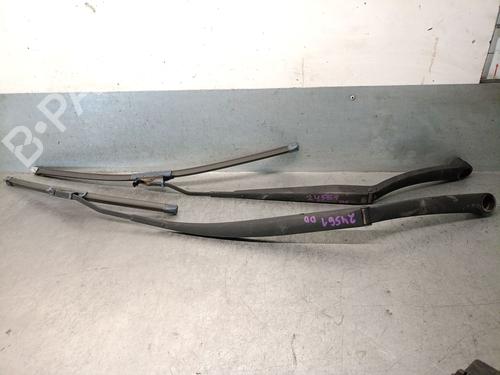 front-windshield-wiper-arm-kia-carnival-grand-carnival-iii-vq-2005-2006-2007-2008-2009-2010-2011-2012-2013-2014-2015-31993163 main image