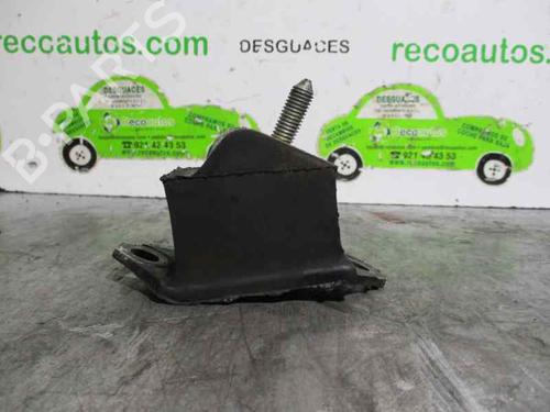 Used Engine mount Engine mount 8762003 8762003