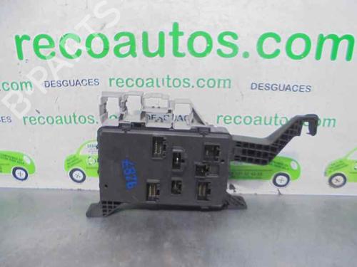 Used Fuse box FORD MONDEO III (B5Y) 1.8 16V (125 hp) 3490770