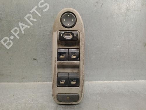 Used Left front window switch CITROËN C5 II (RC_) 2.0 HDi (RCRHRH) (136 hp) 31137484