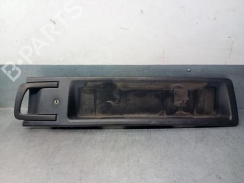 Used Tailgate handle FIAT DOBLO Cargo (263_) 1.6 D Multijet (263WXD1B, 263WXR1B, 263WXX1B, 263ZXD1B,... (105 hp) 31931642