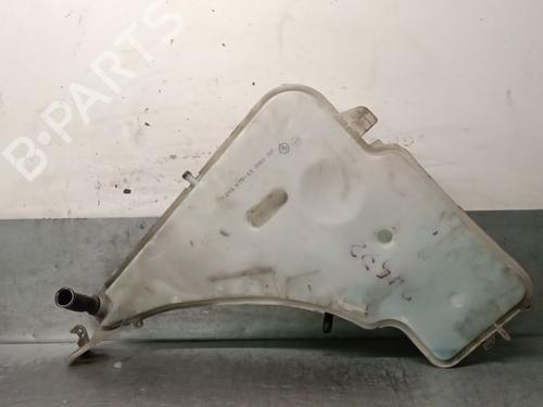 windscreen-washer-tank-bmw-3-touring-f31-2012-2013-2014-2015-2016-2017-2018-2019-32001256 main image