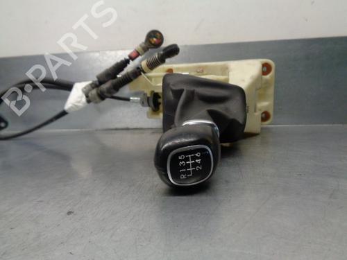 Gear lever HYUNDAI ix20 (JC) 1.4 CRDi | BP12190442M90 