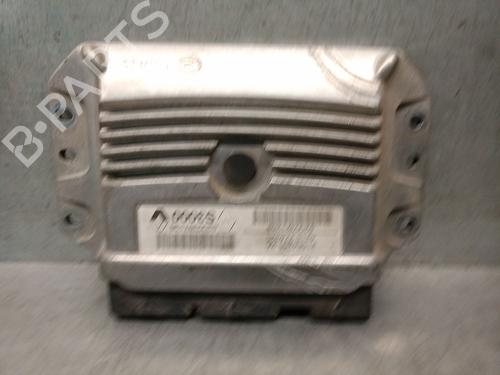 Calculateur moteur (ecu) RENAULT MEGANE II (BM0/1_, CM0/1_) [2001-2012]  30646083