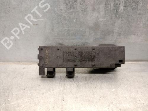 Antenne/Base AUDI A4 B9 Avant (8W5, 8WD) 2.0 TDI (150 hp) 22985059
