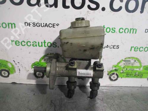 Used Brake master cylinder MERCEDES-BENZ M-CLASS (W163) ML 320 (163.154) (218 hp) 2048220