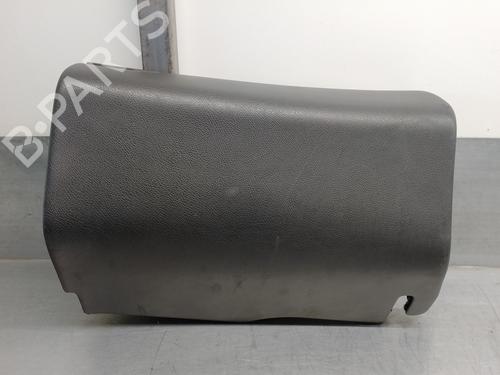 Used Glove box MERCEDES-BENZ C-CLASS (W203) C 200 Kompressor (203.042) (163 hp) 16087411