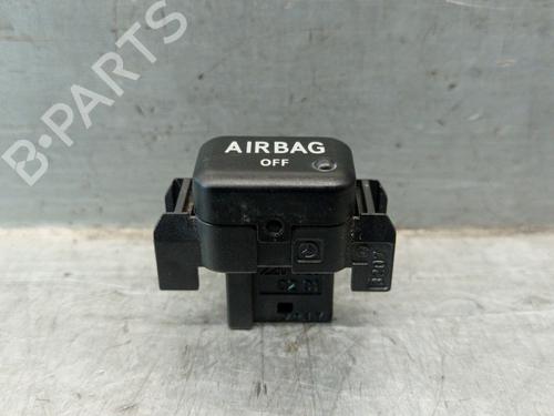 Used Switch MERCEDES-BENZ SLK (R170) 320 (170.465) (218 hp) 27499585